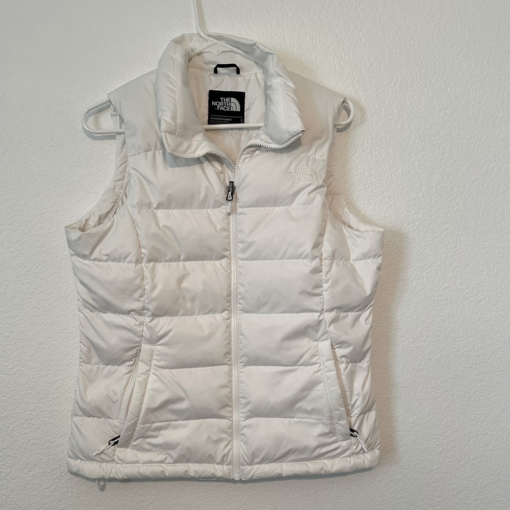 White North Face Vest 700